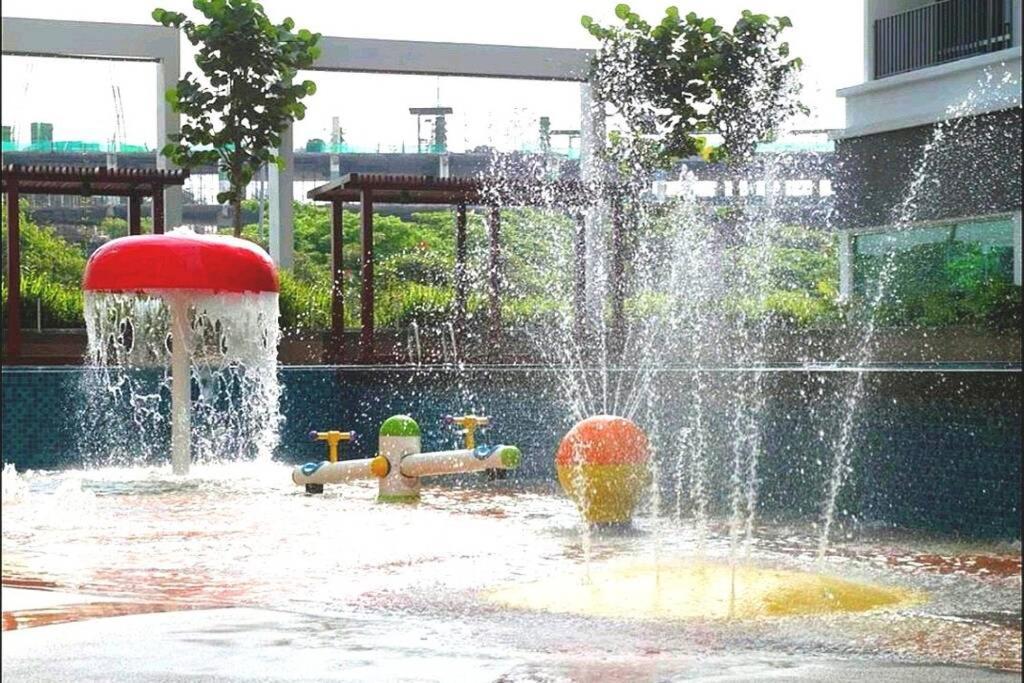 Cozystudio #1-3pax Paradigm Mall, Legoland *