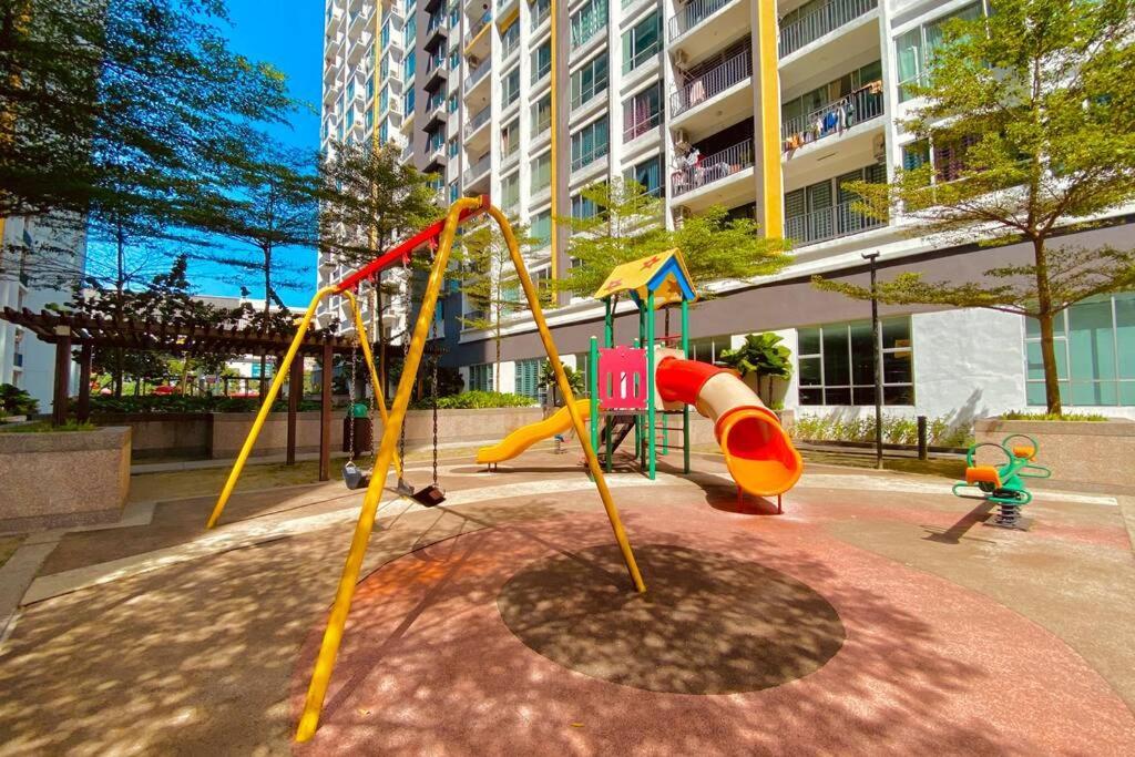 Cozystudio #1-3pax Paradigm Mall, Legoland Apartment *